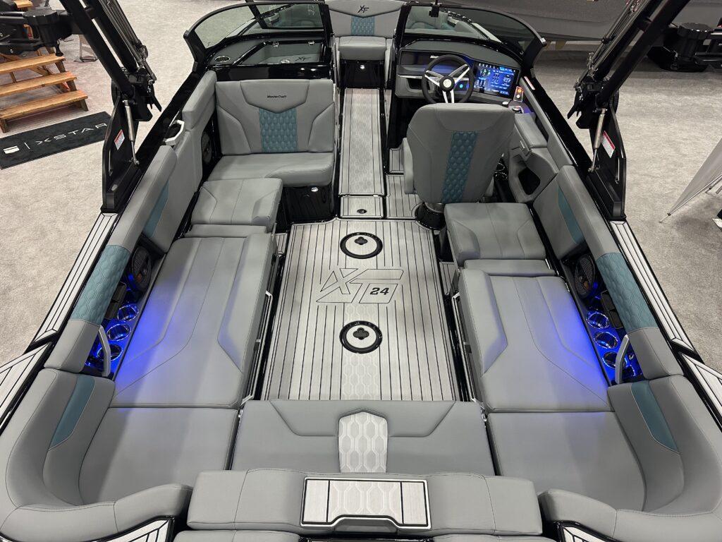 2025 MasterCraft XT24