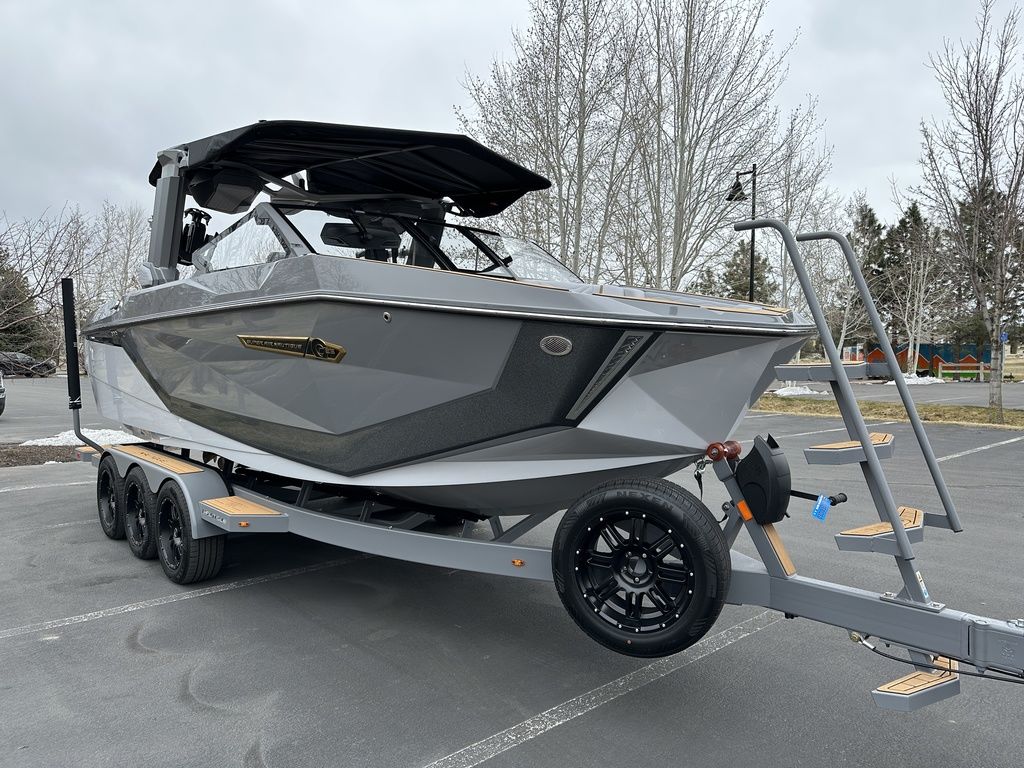 2025 Nautique Super Air Nautique G23