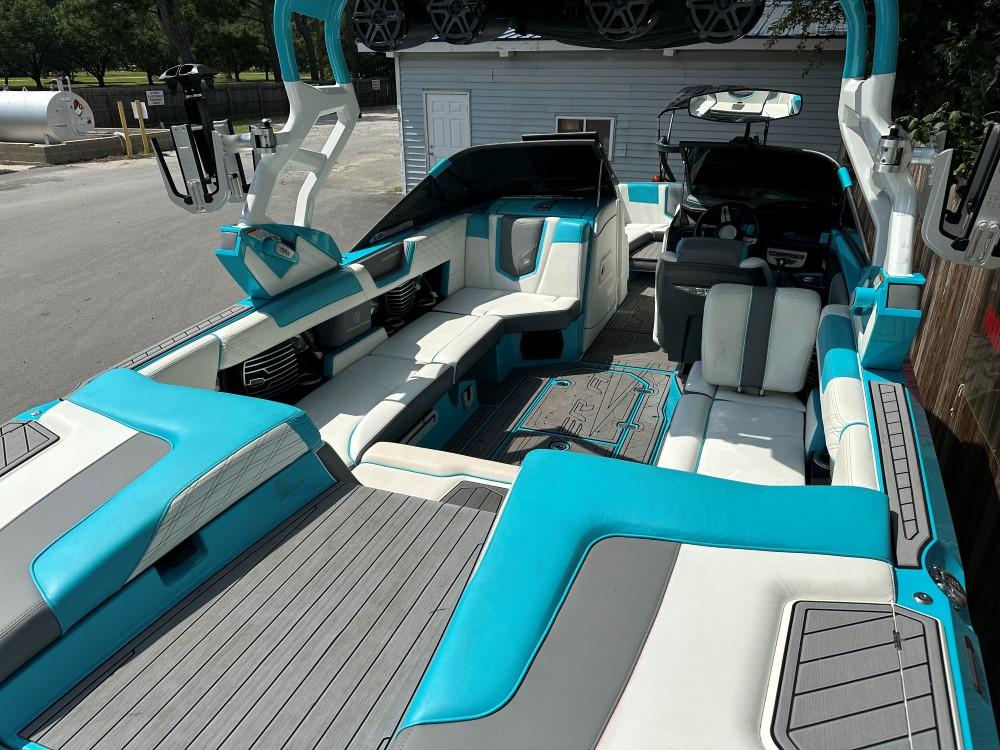 2017 Super Air Nautique G23