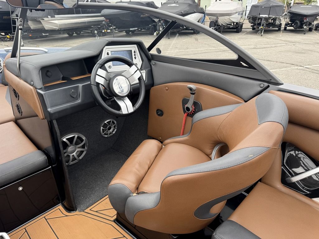 2018 Tige R21