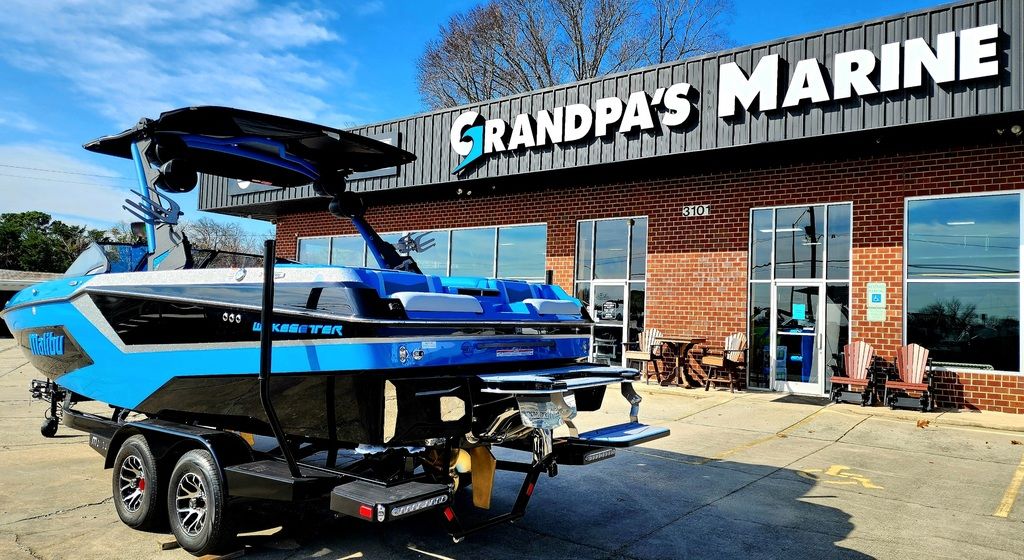 2024 Malibu Boats 23 MXZ