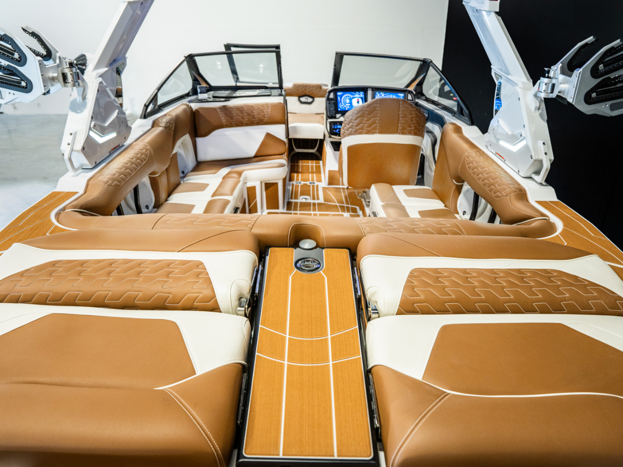 2025 Centurion Ri230 &#8211; All White / Castano