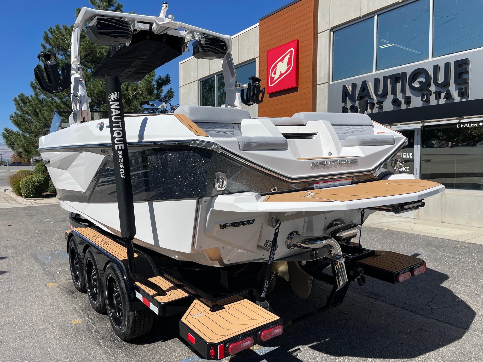 2025 NAUTIQUE G25 W/ZZ8S SUPERCHARGED POWER PLANT