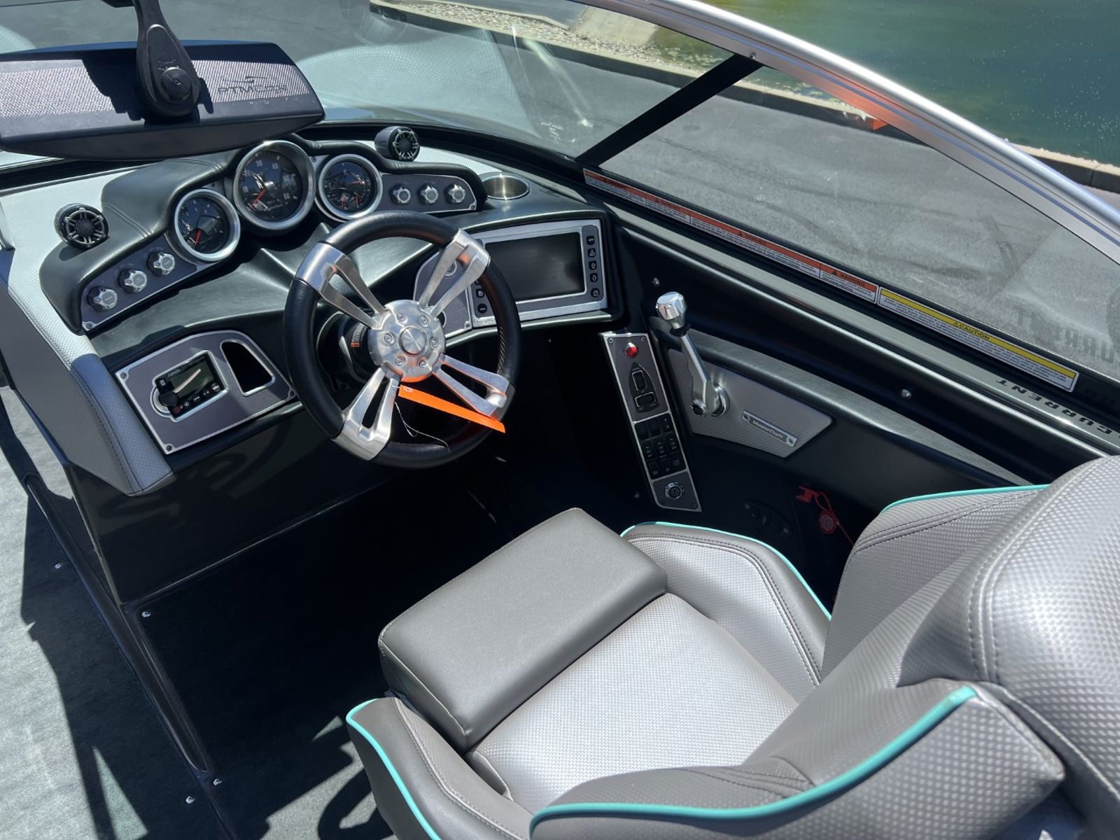 2017 Mastercraft XT21