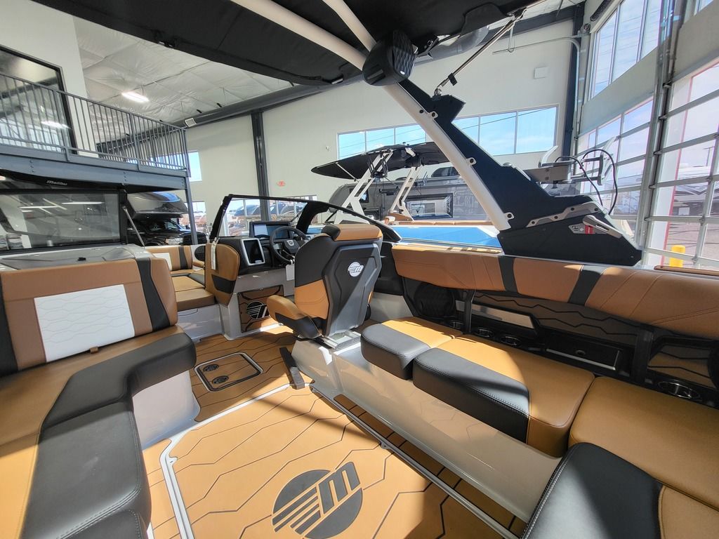 2024 Malibu Boats 23 MXZ