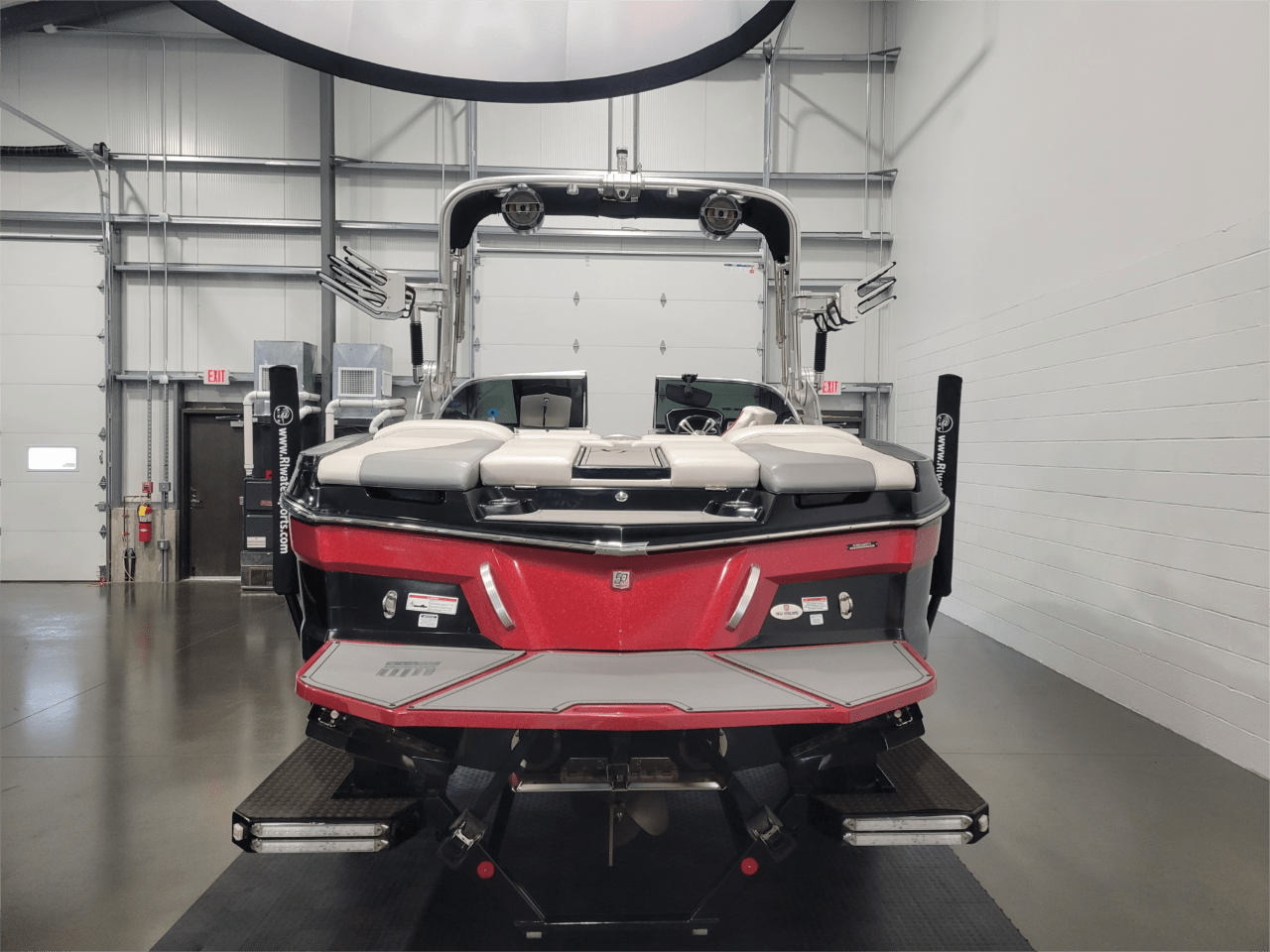 boat.Title