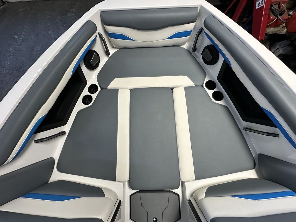 2024 Axis Wake Research T250