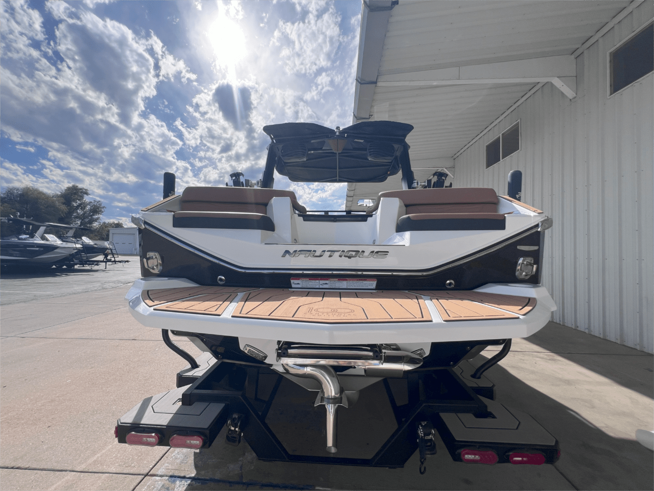2025 Nautique G23