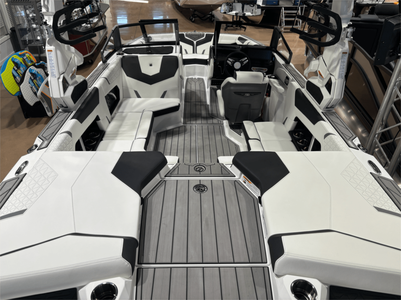 2025 Nautique Super Air Nautique GS20