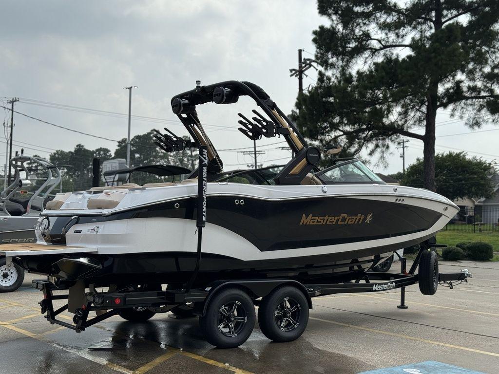 2024 MasterCraft X22