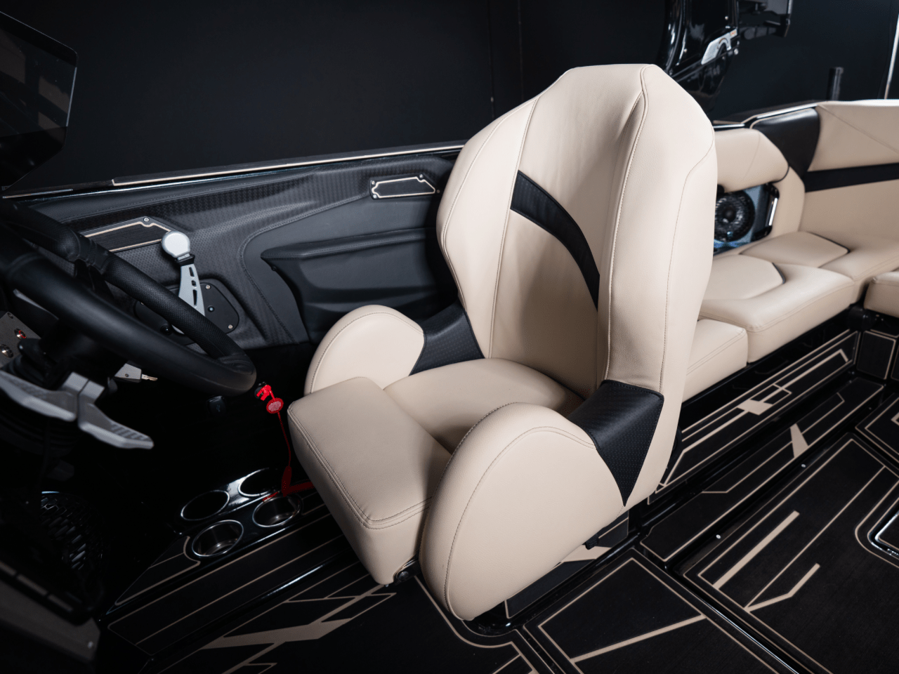2025 Centurion NV233