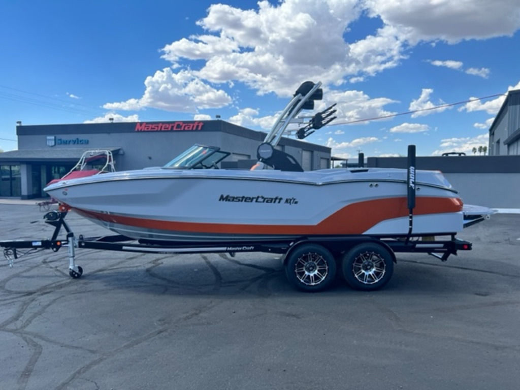boat.Title
