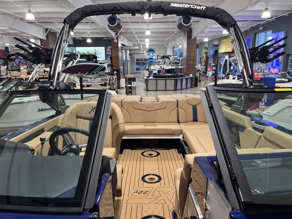 2025 MasterCraft XT22T
