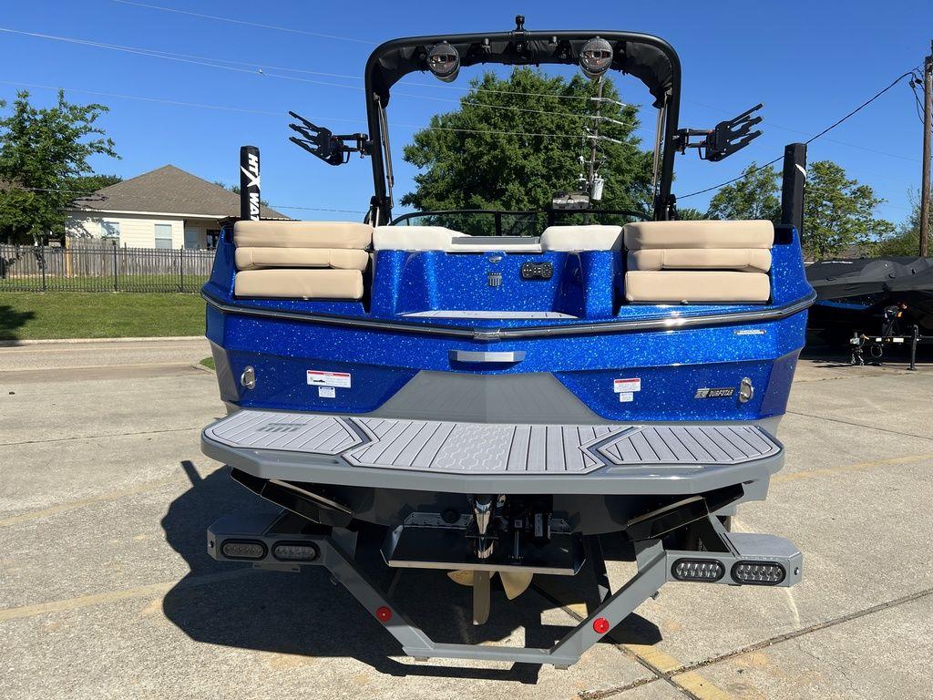 2024 MasterCraft XT24