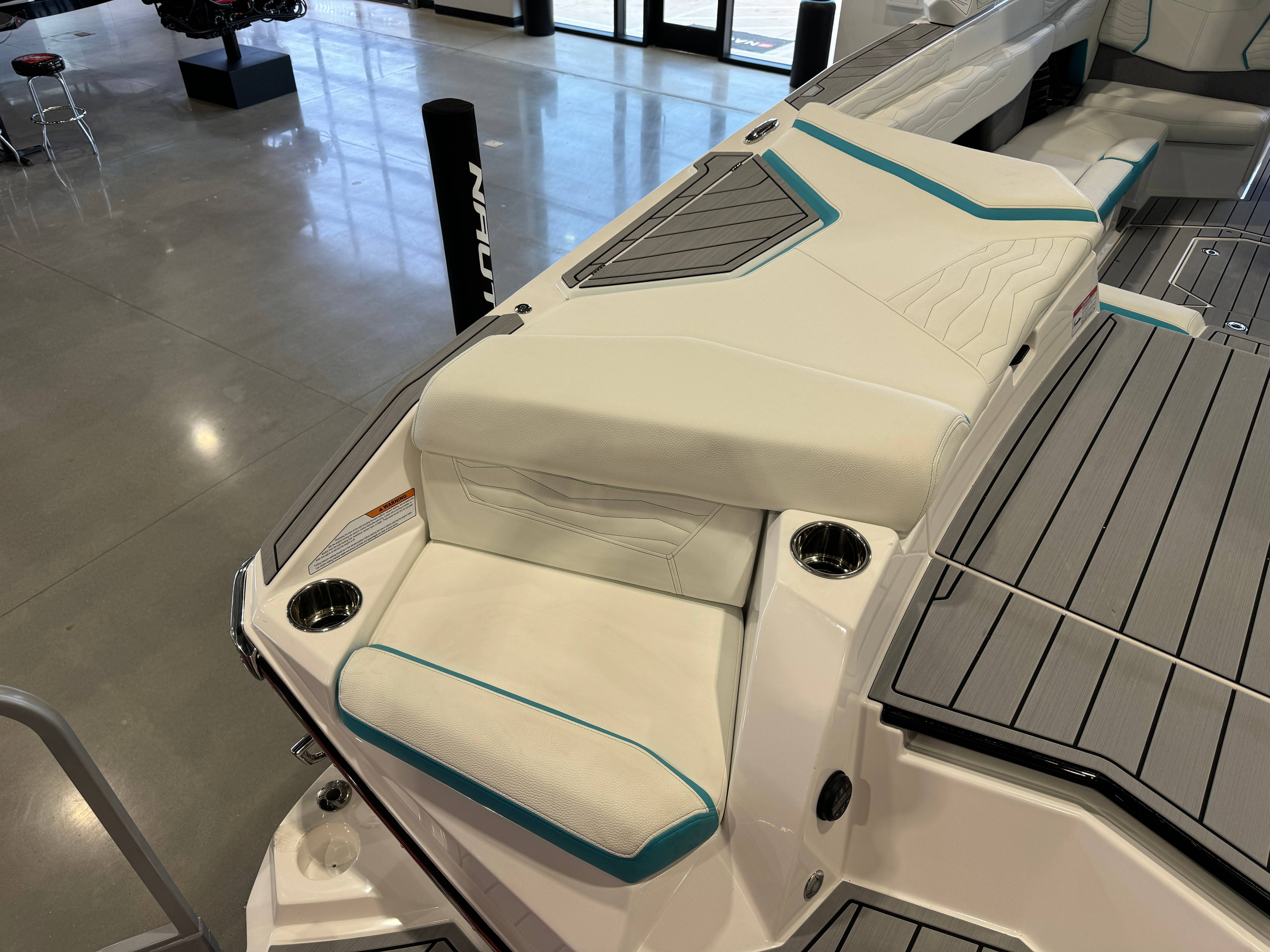 2025 Nautique G25