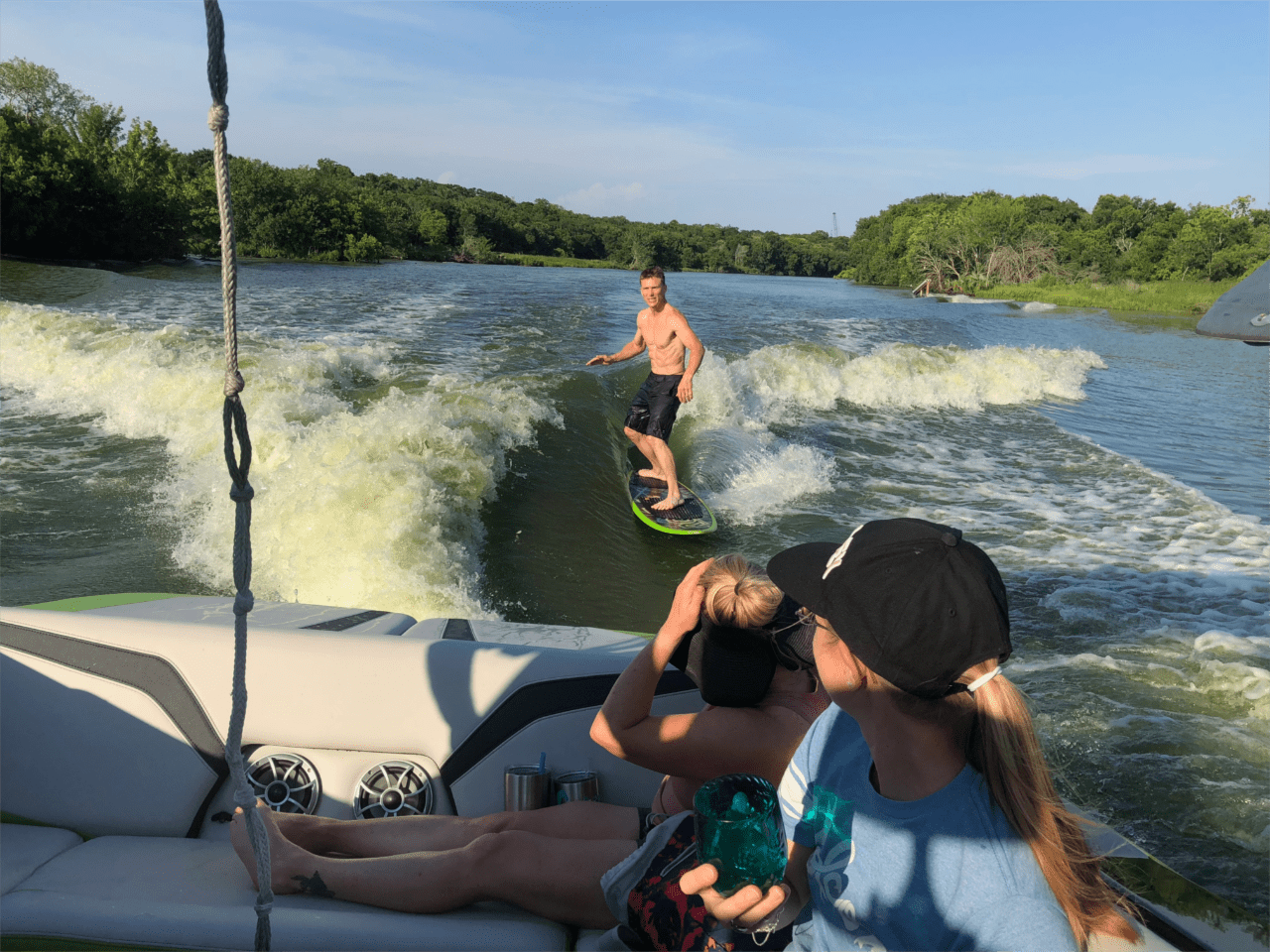 2018 Axis T23 – Very Good Condition – Fully Loaded for Surfing! – $69,995
