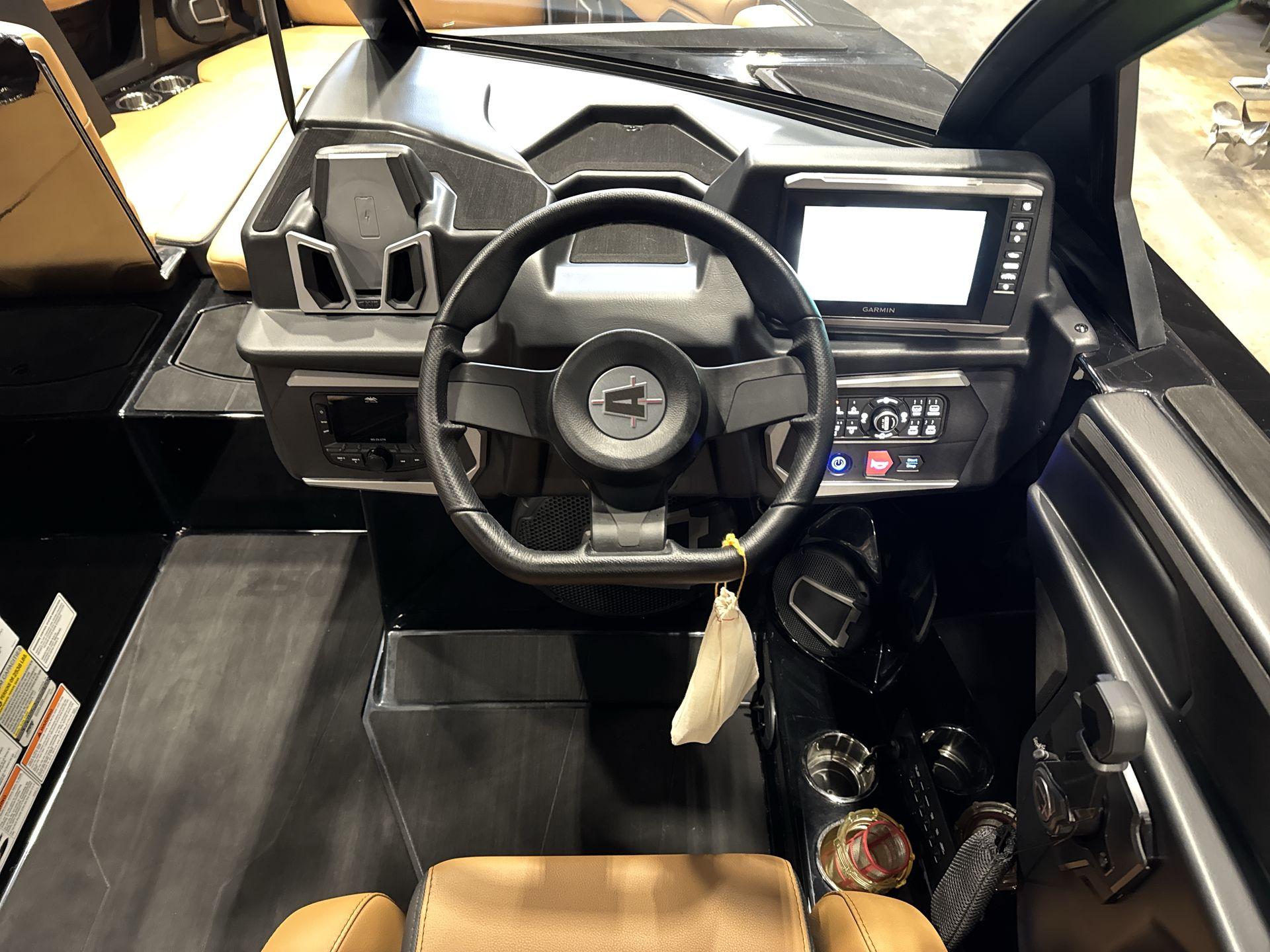 2025 Axis T250
