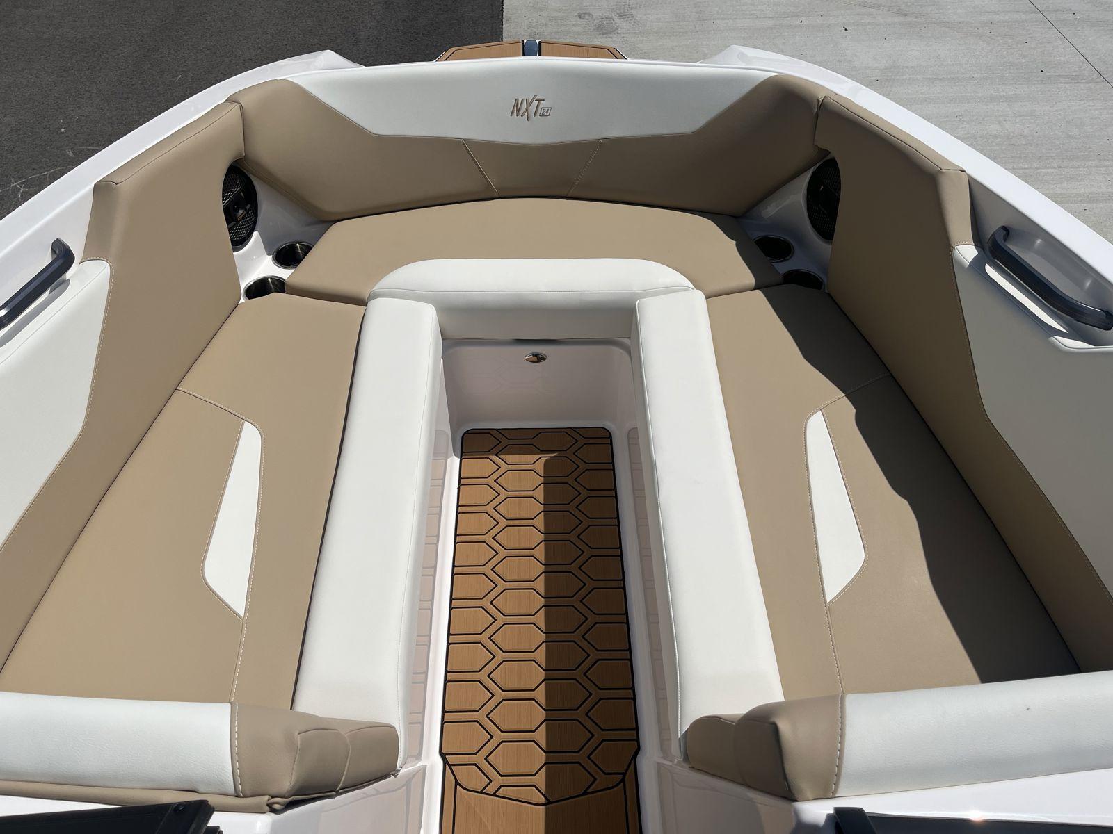 2024 MasterCraft NXT24