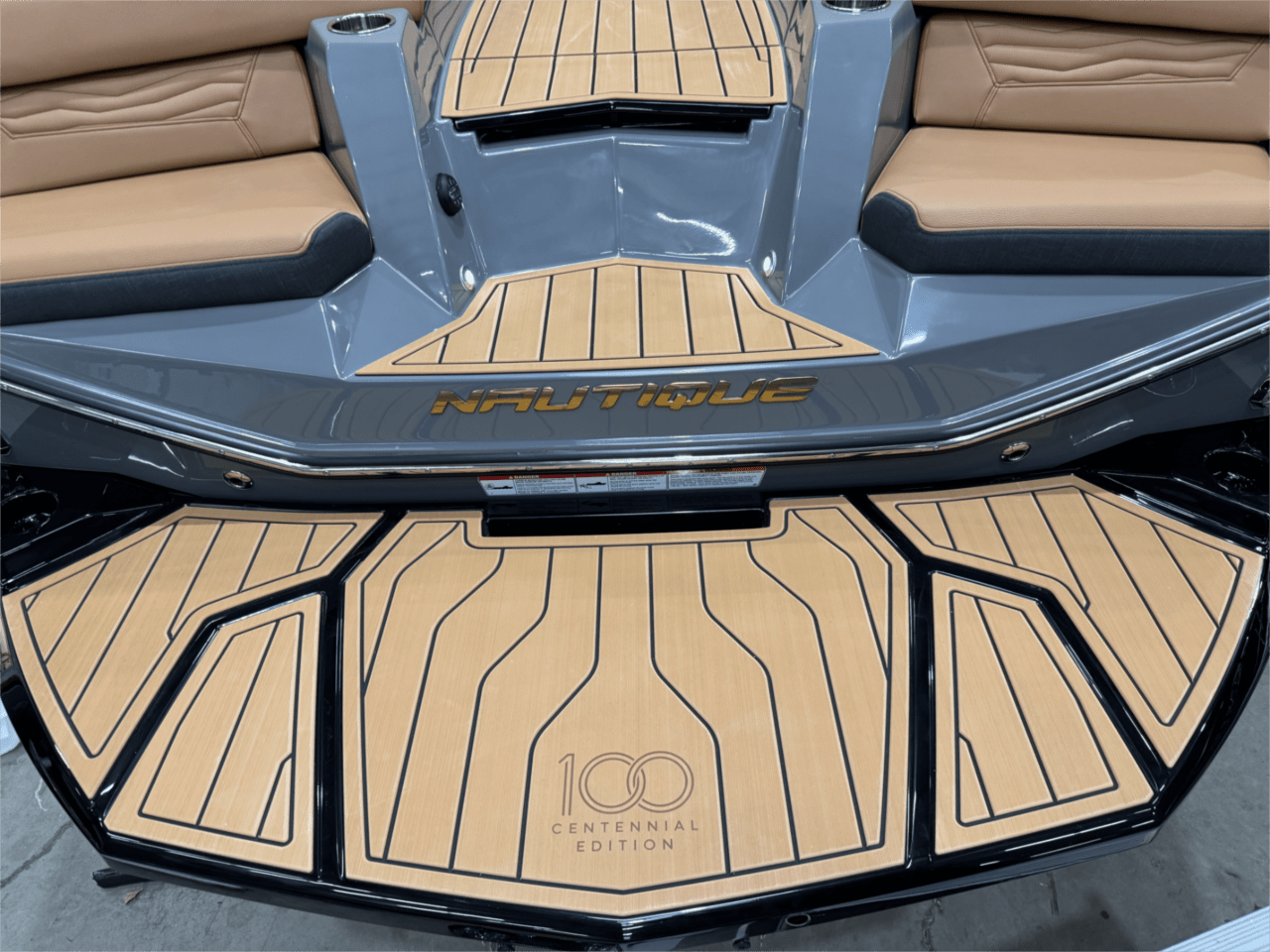 2025 Nautique G23