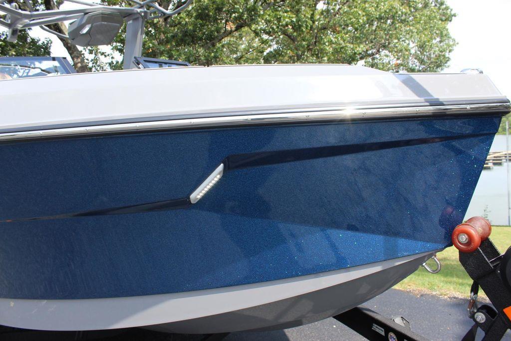 2024 Nautique S23