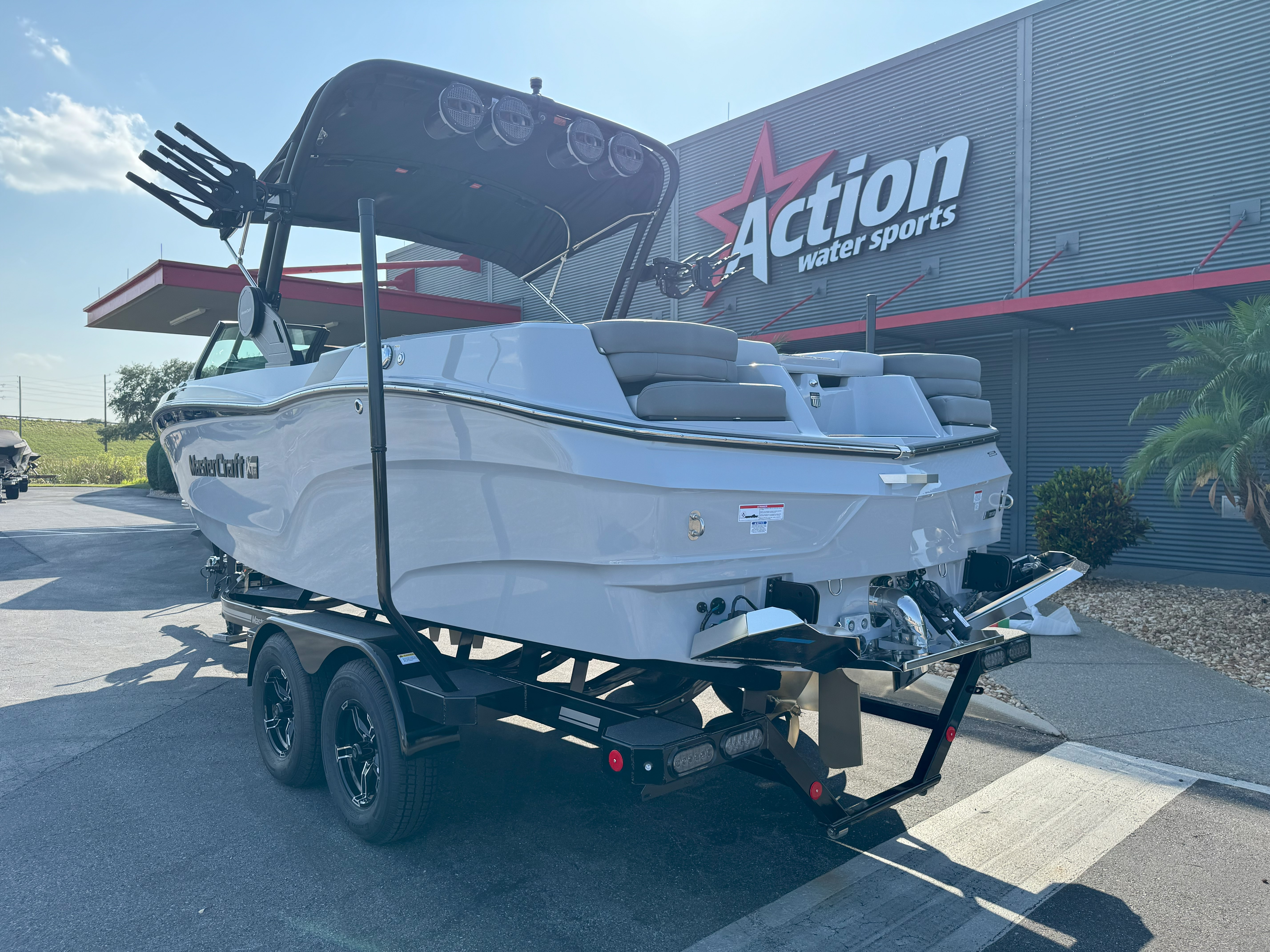 2024 MasterCraft XT22