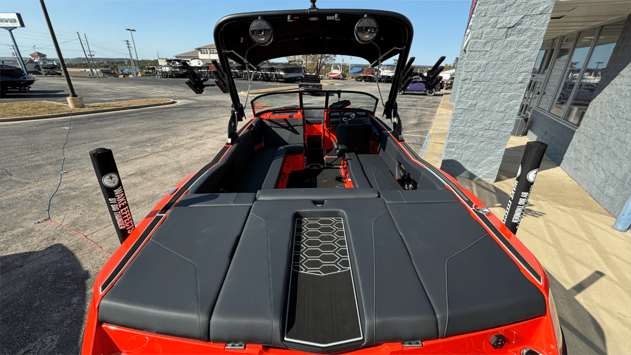 2025 MasterCraft NXT24