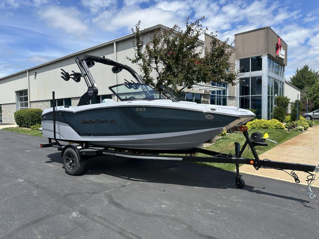 boat.Title