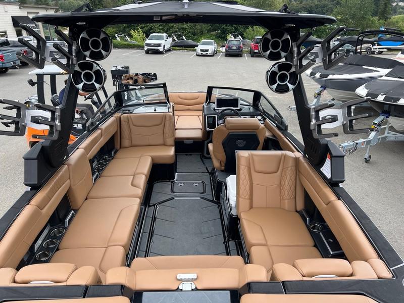2020 Malibu M240