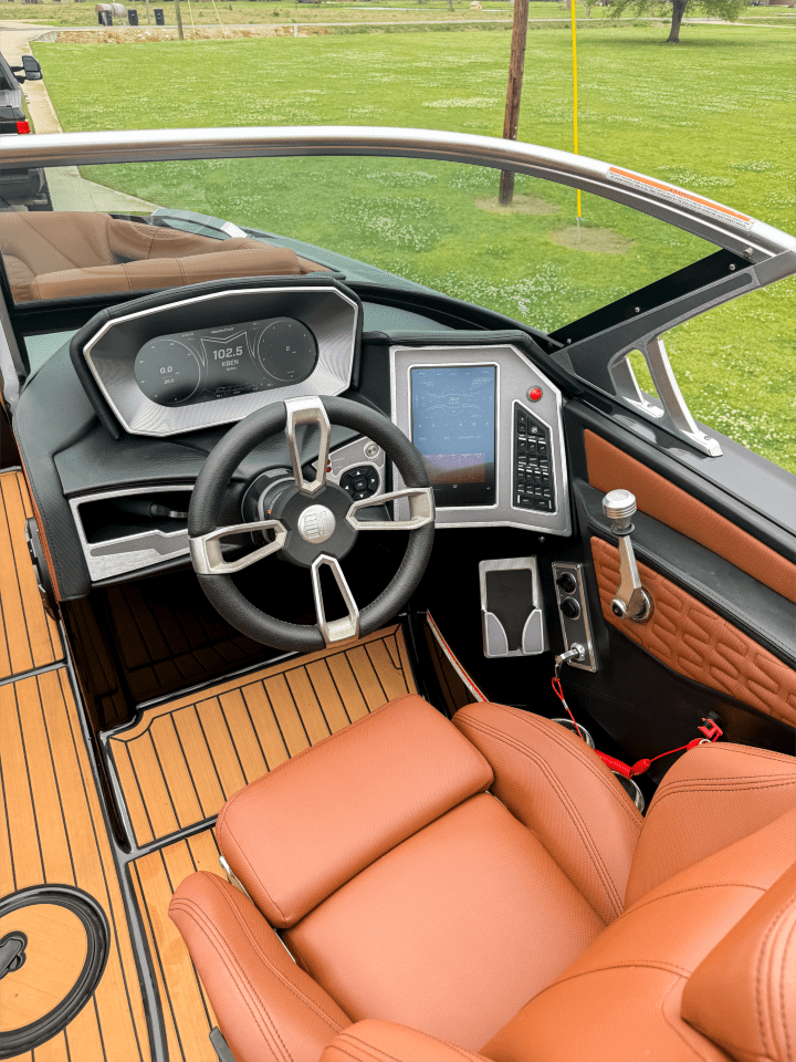 2020 MasterCraft X24