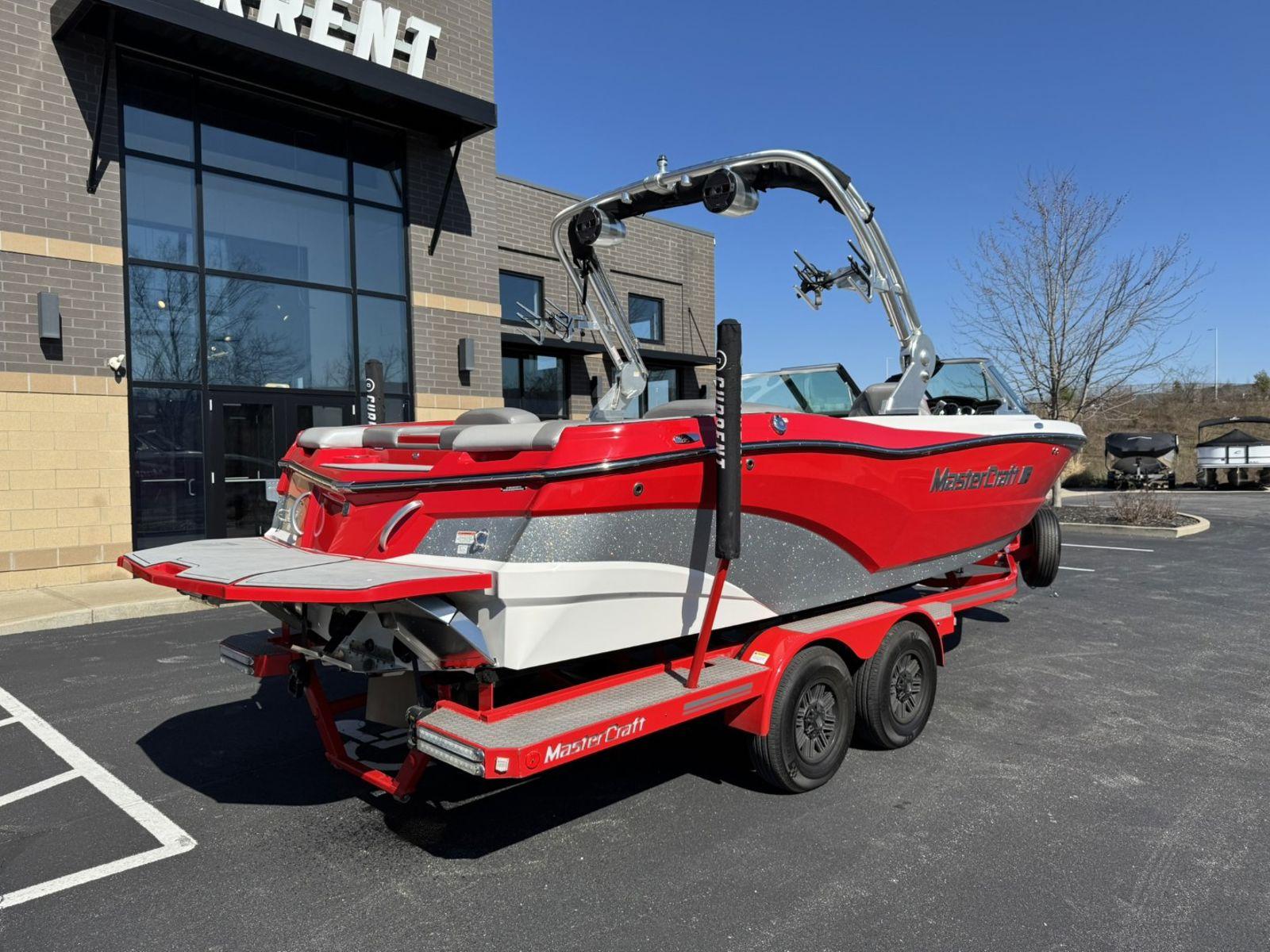 2018 MasterCraft XT23