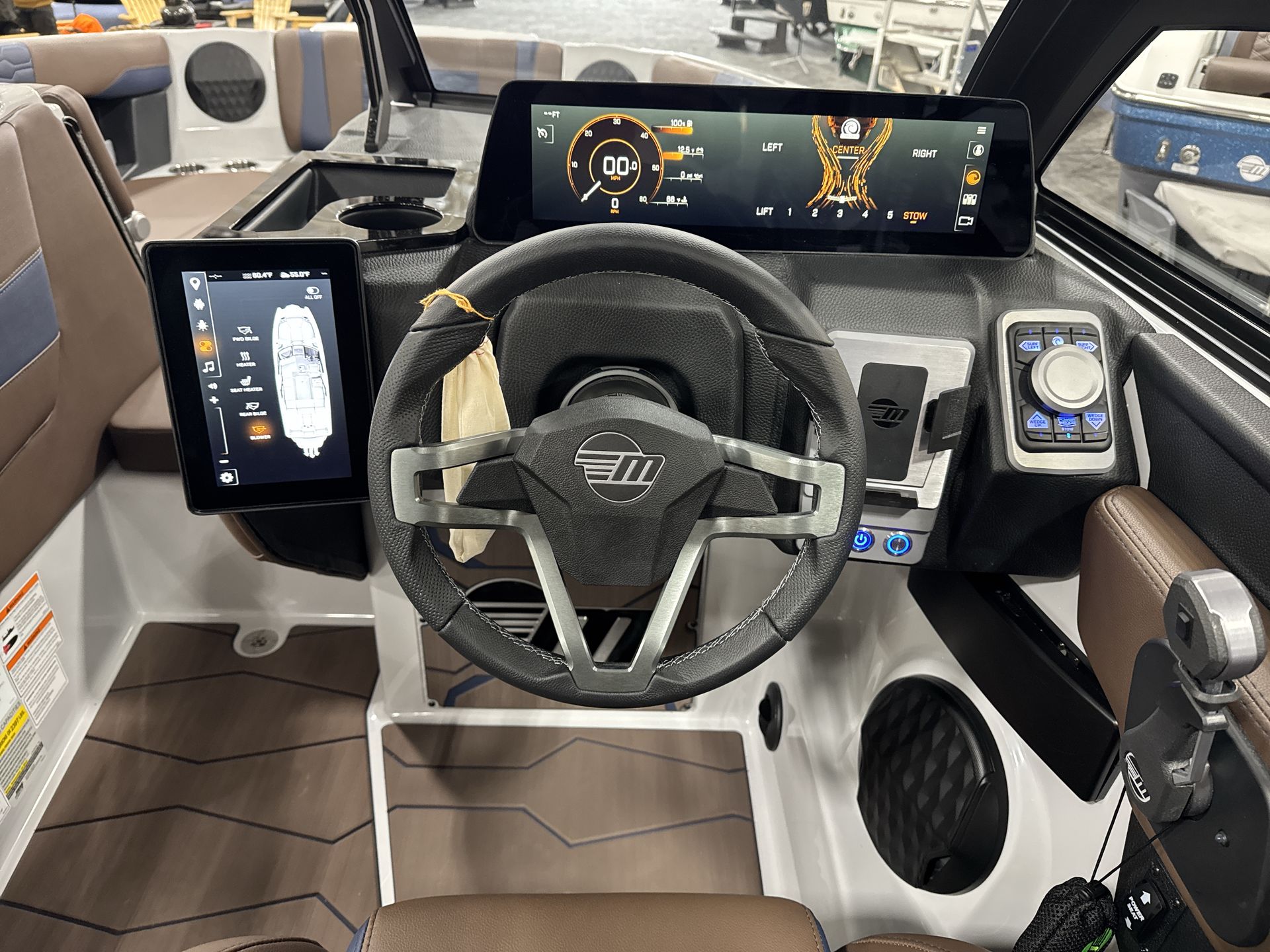 2025 Malibu 24 MXZ