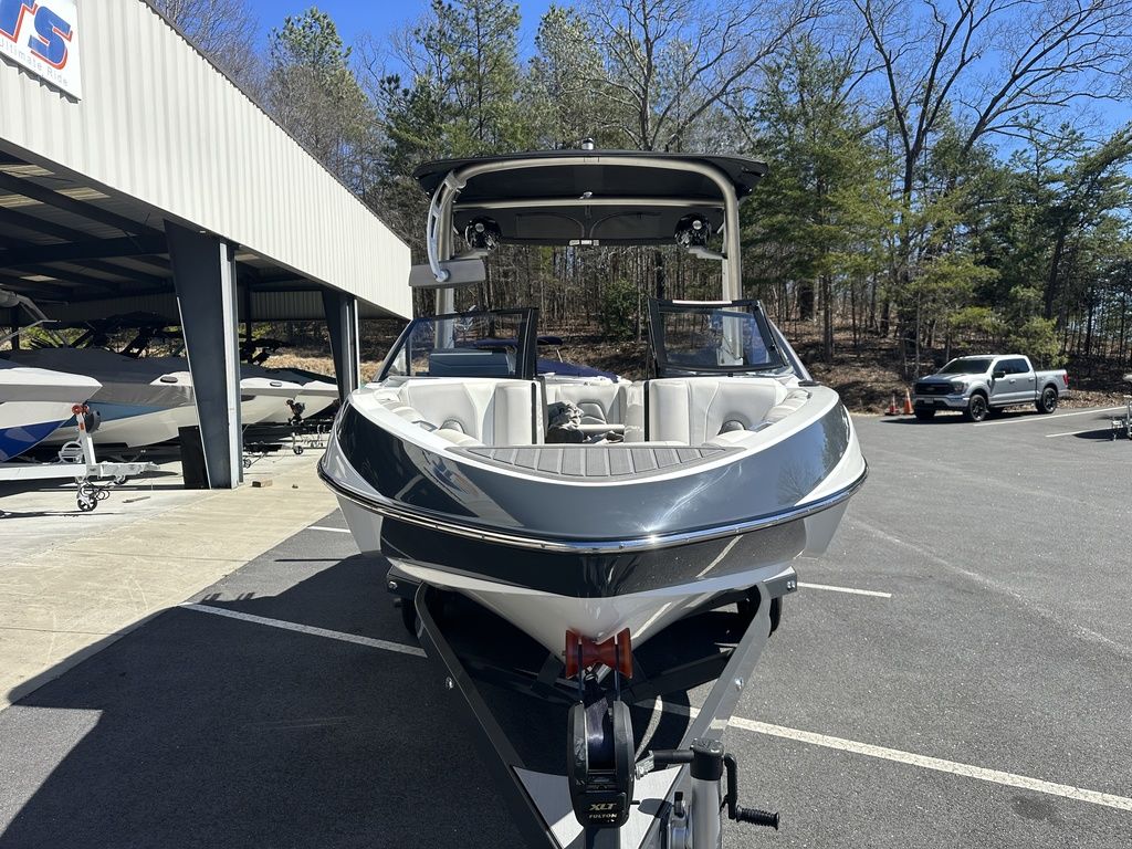 2018 Malibu Boats 21 VLX