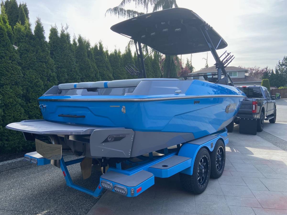 2022 Axis A22 *Super low hours &amp; Loaded with options*