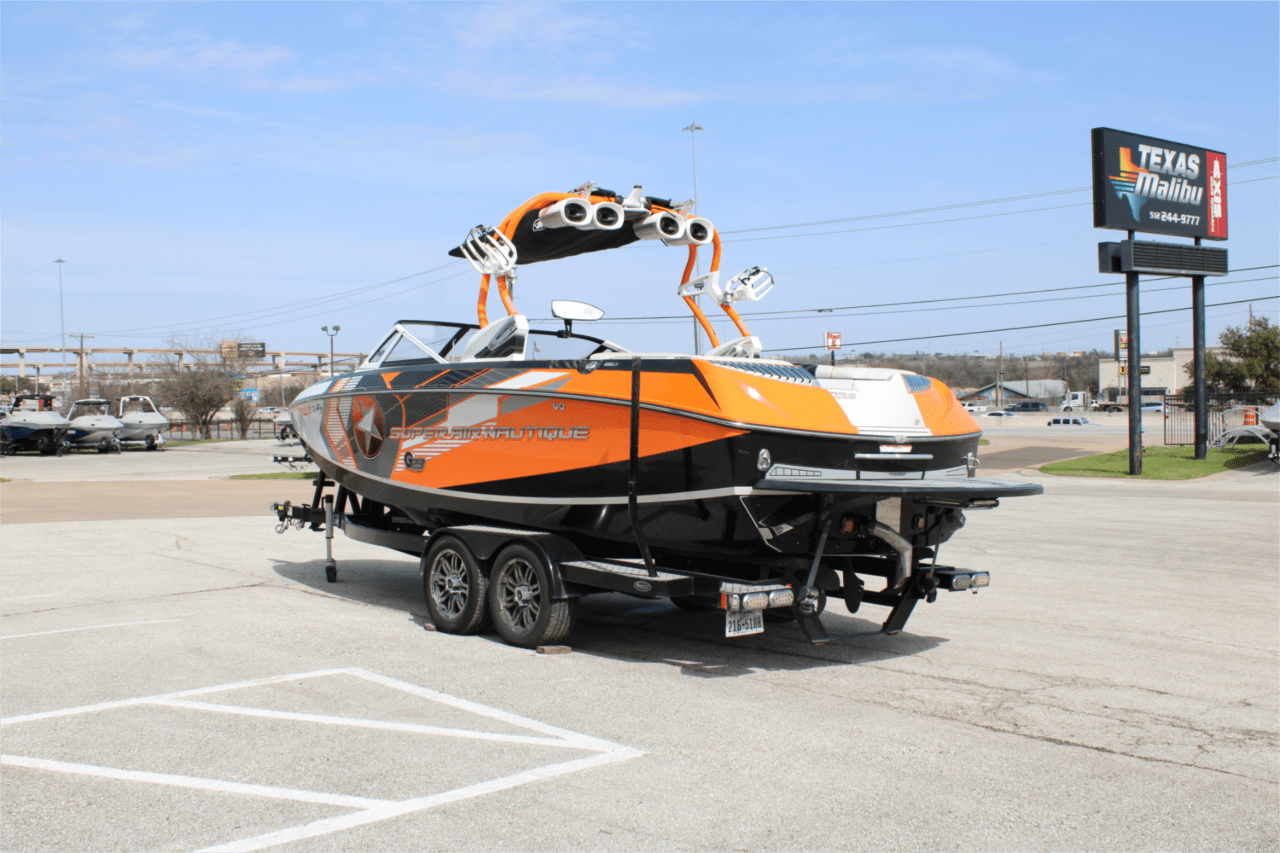 2013 Nautique G23