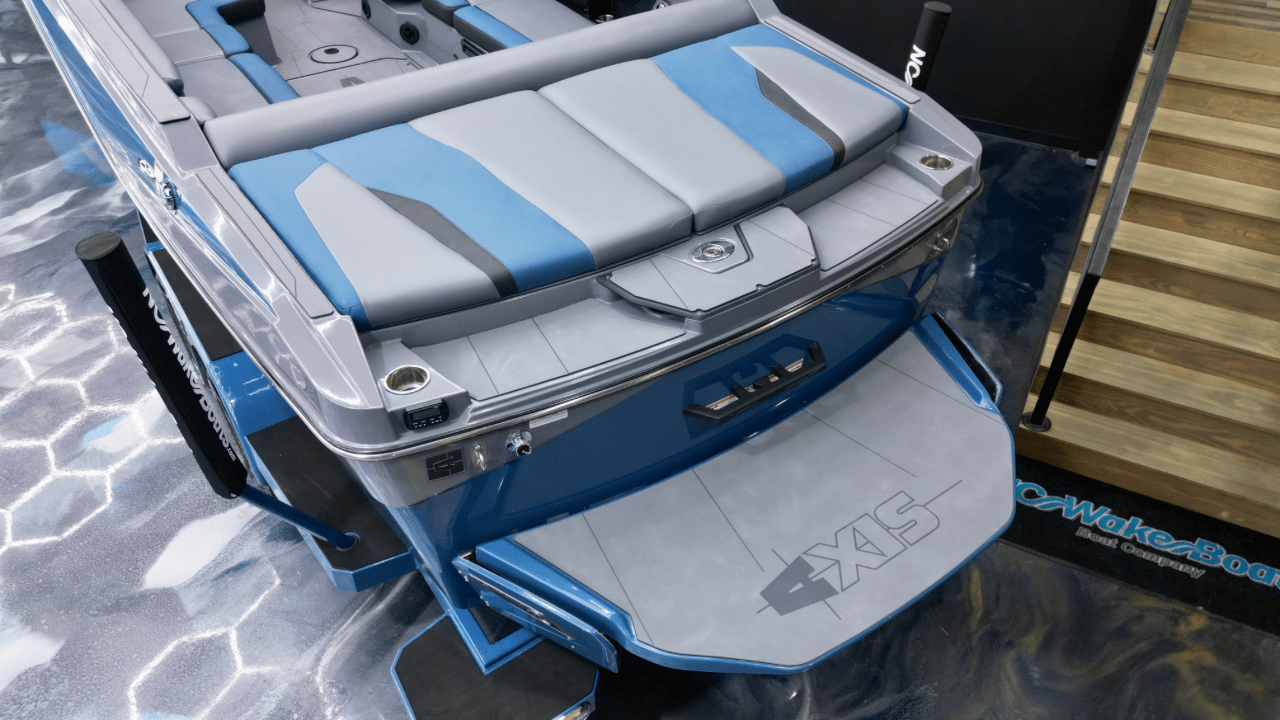 2023 Axis T235