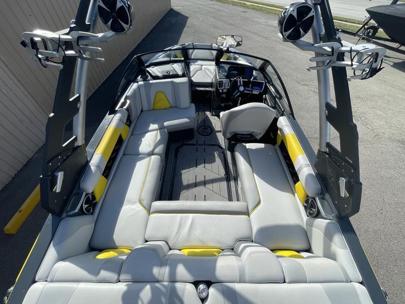 2017 malibu boats 21-VLX