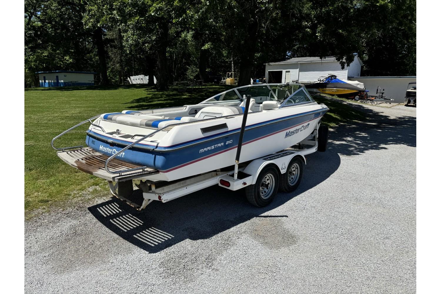 1992 MasterCraft MariStar 210
