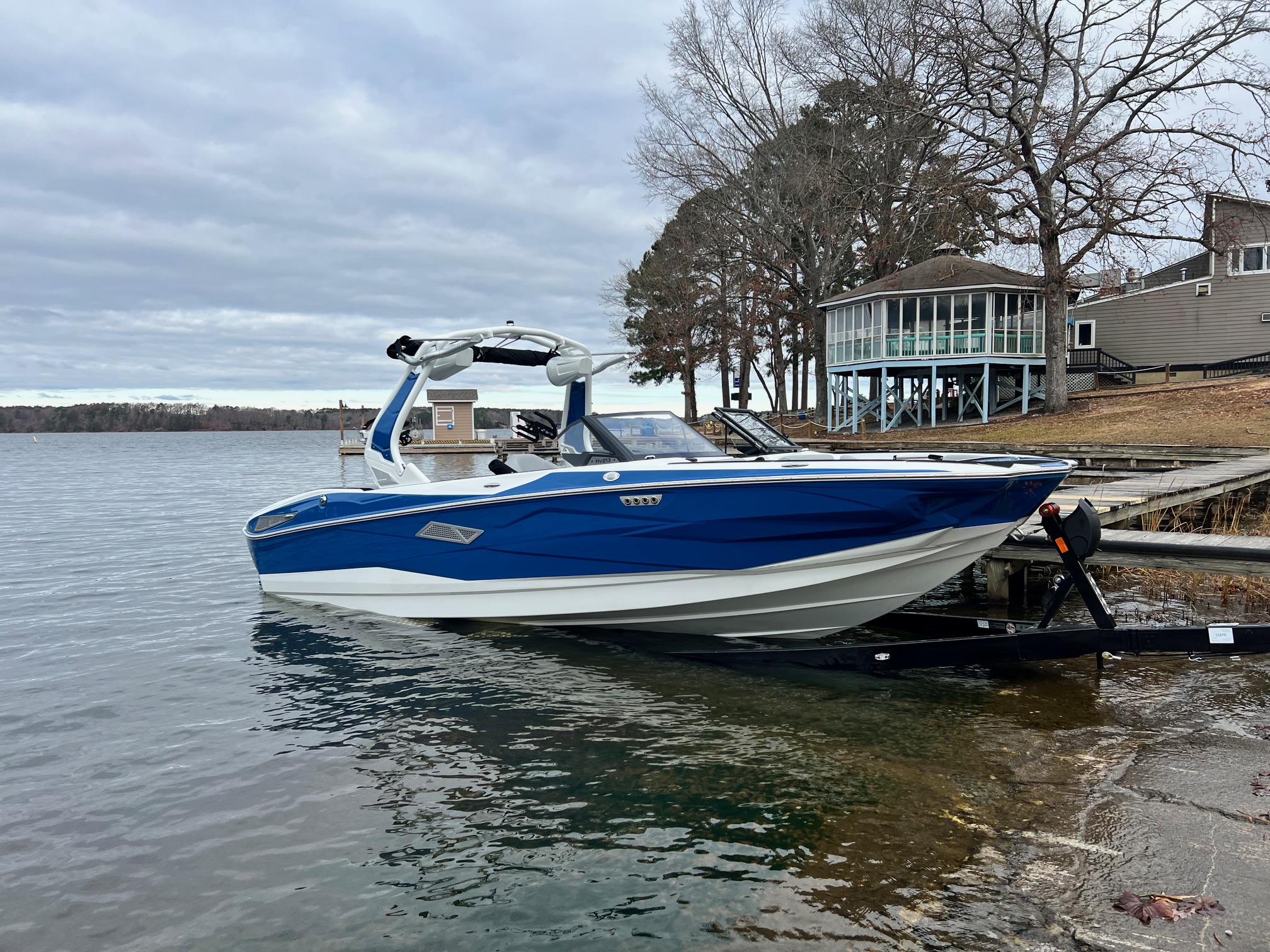 boat.Title