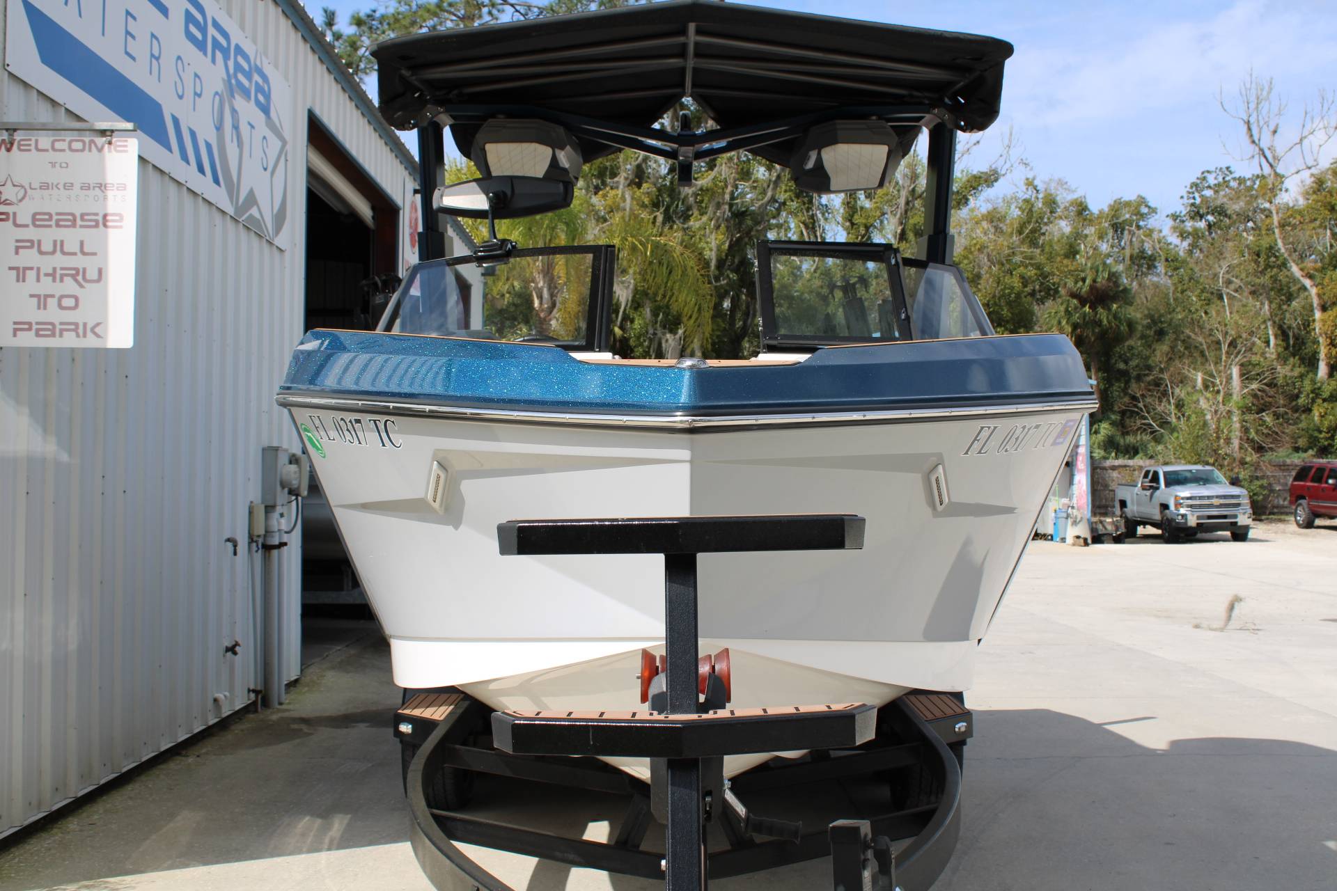 2022 Nautique S23