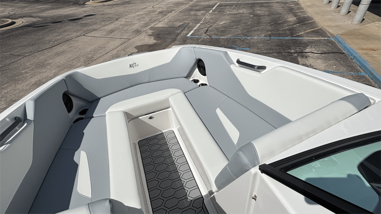 2025 MasterCraft NXT24