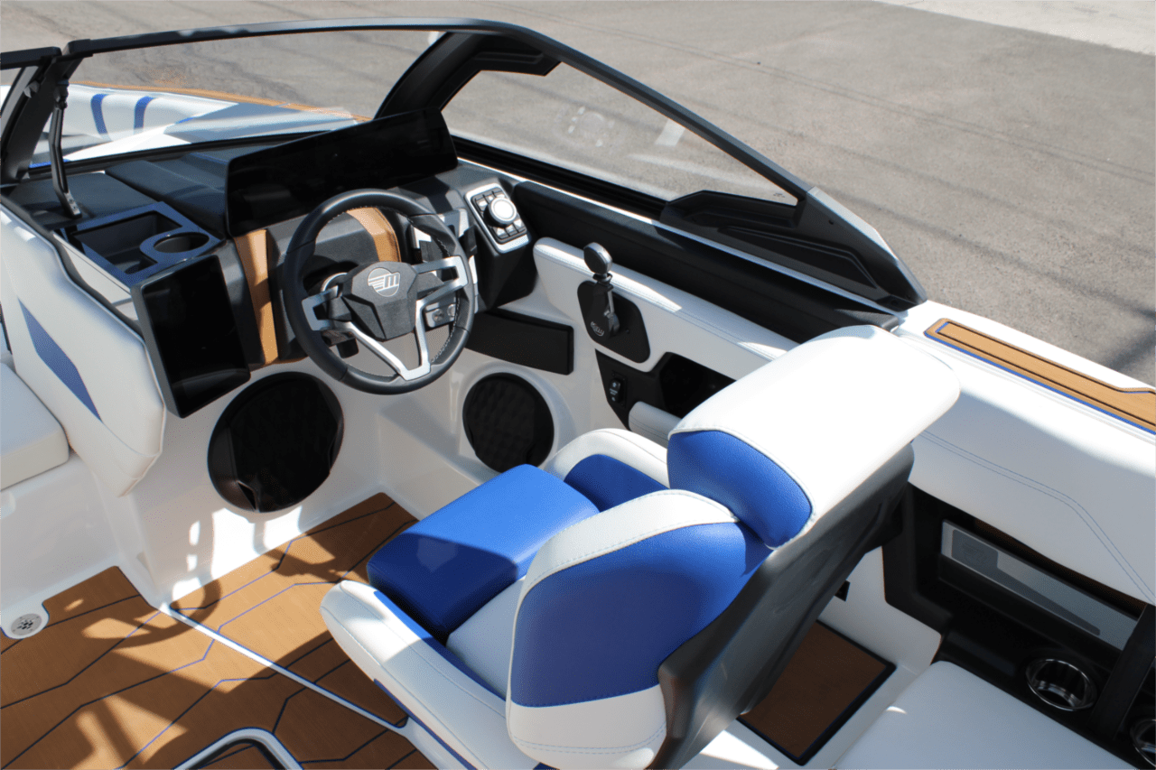 2025 Malibu 22 MXZ