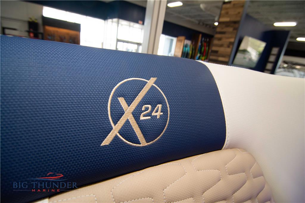 2022 MasterCraft X24