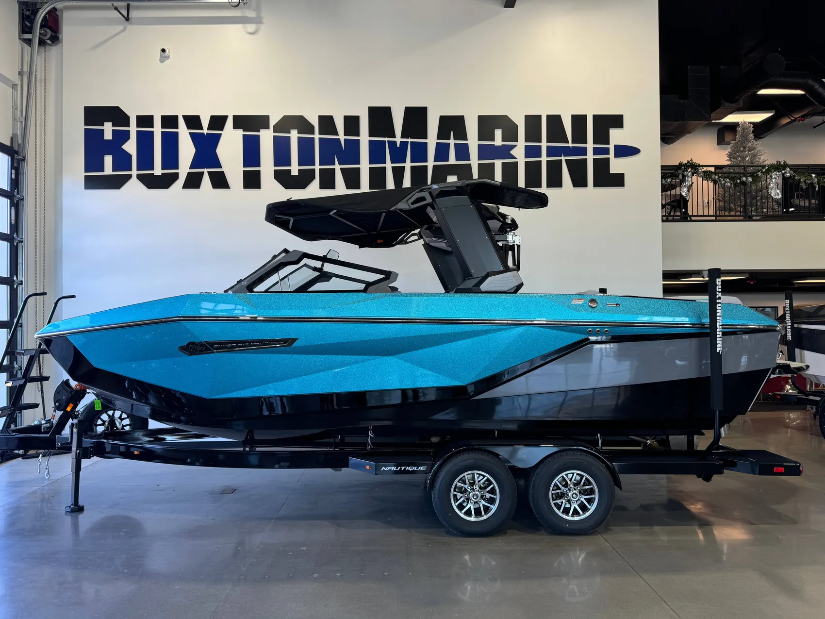 2025 Nautique G23