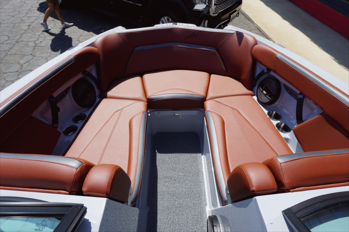 2024 MasterCraft XStar S – Factory Demo