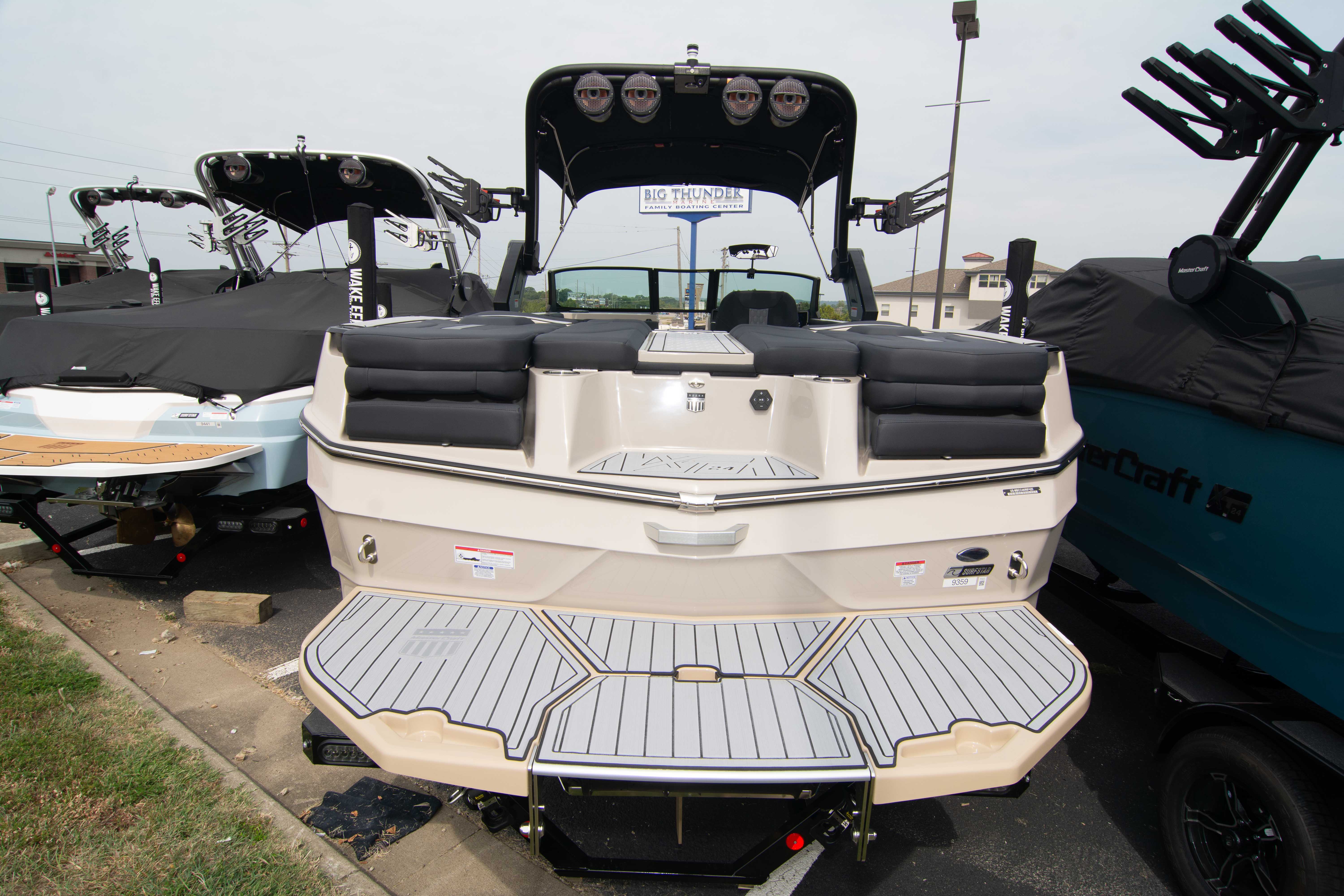 2025 MasterCraft XT24
