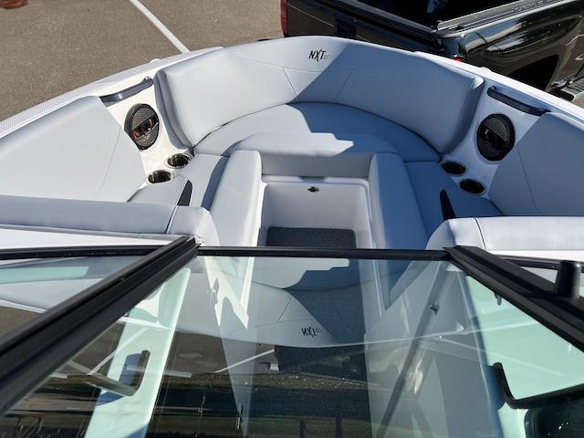 2024 MasterCraft NXT21