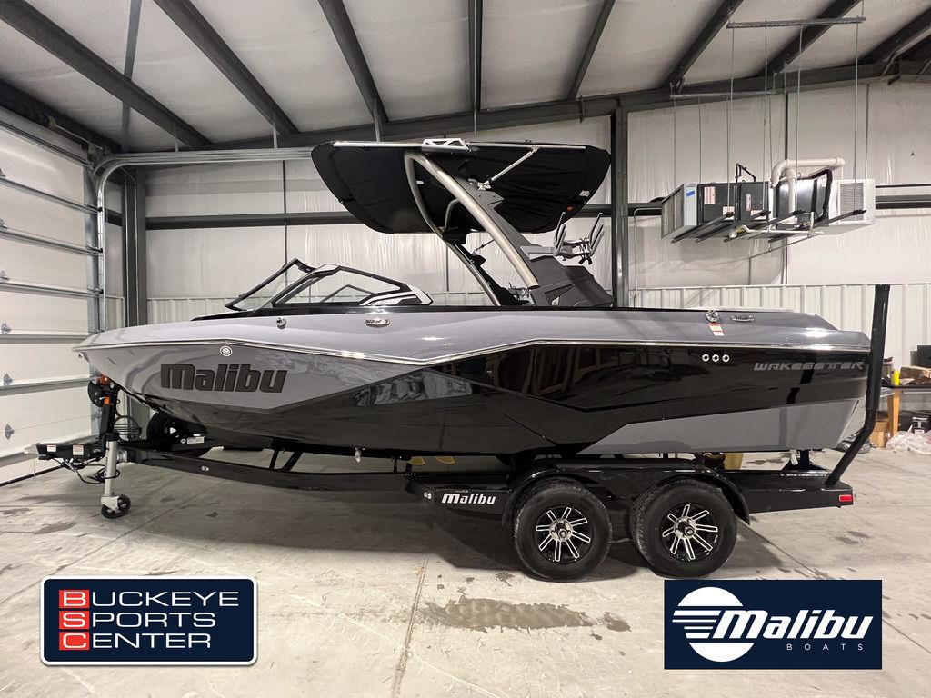 2024 Malibu Boats 22 LSV