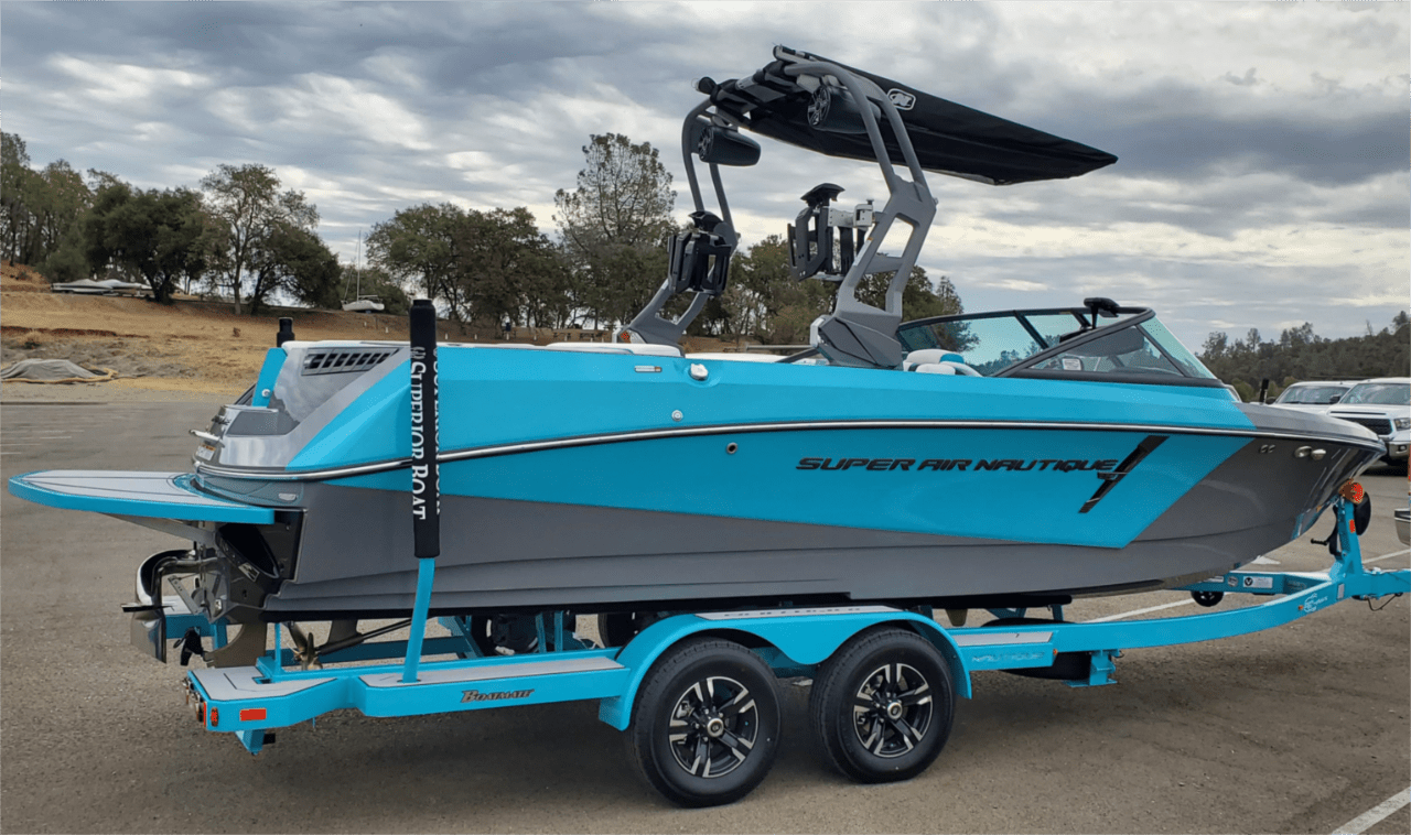 2021 Super Air Nautique 230 – LOADED!