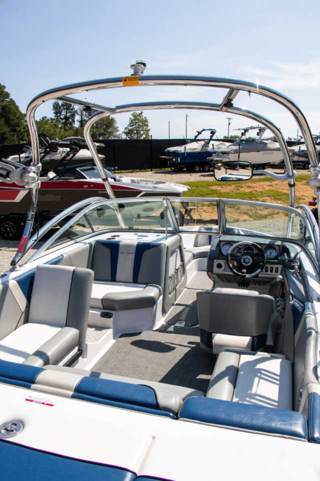2008 Nautique Super Air Nautique 210