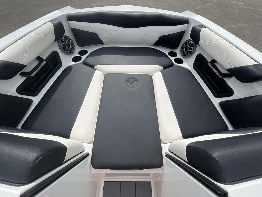 2023 Axis A20